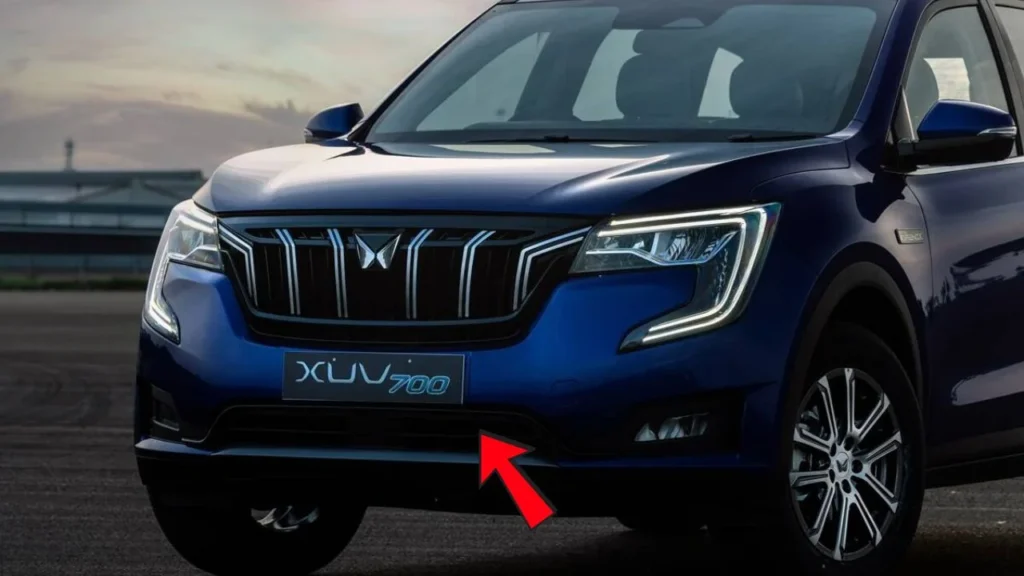 Mahindra XUV 700 Car